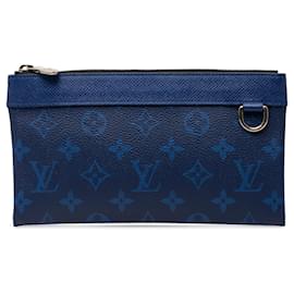 Pochette Louis Vuitton Monogram Taigarama Discovery PM Blue Clutch Bag