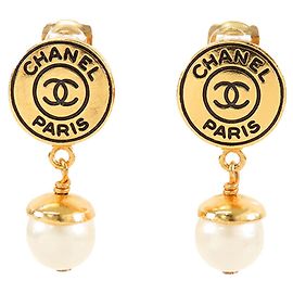 Orecchini a clip Chanel CC Gold Plated con gocce di perle finte