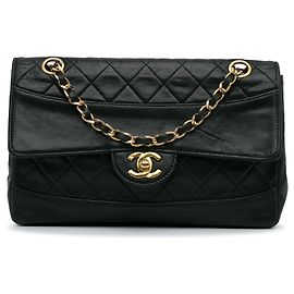 Borsa a tracolla Chanel in agnello trapuntato nero
