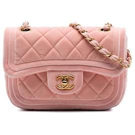 Mini borsa a tracolla Chanel trapuntata in velluto rosa con doppia chiusura