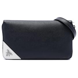 Portafoglio a tracolla crossbody in Saffiano nero Prada