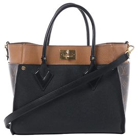 Borsa a mano 2Way Louis Vuitton On My Side MM Monogram Leather marrone x nero M53823