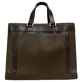Borsa a mano Louis Vuitton Kasbek PM in pelle Taiga