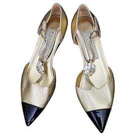 Chanel Ballerine in pelle dorata con punta a contrasto e zeppa