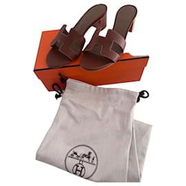 Hermès Sandali Oasis Tacco Squadrato Pelle Marrone