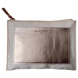 Balenciaga Pochette con pannello metallico
