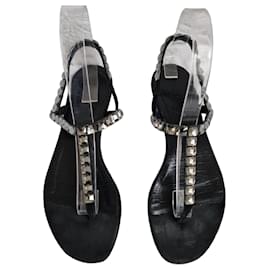 Gucci Sandali Thong in Pelle Nera con Cristalli