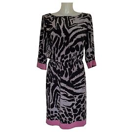 Autre Marque St. John Kleid mit Animal-Print und rosa Details