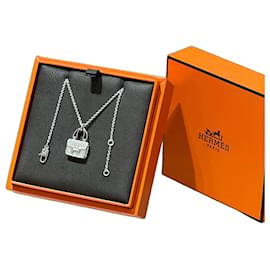Hermès Amulettes Constance Diamond Necklace in White Gold