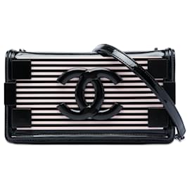 Chanel Boy Brick Horizontal Flap in vernice nera e acrilico a righe