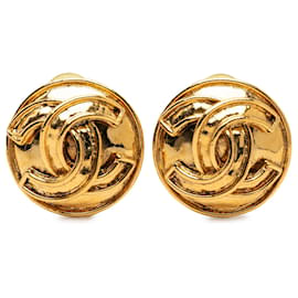 Chanel Gold CC Vergoldete Runde Clip-On Ohrringe
