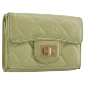 Portafoglio CHANEL Matelasse 2.55 in pelle d'agnello verde e oro CC Auth 193593A