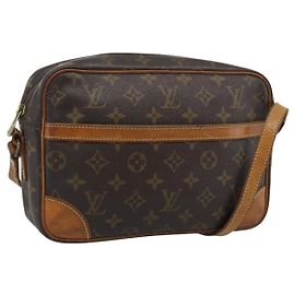 LOUIS VUITTON Monogram Trocadero 27 Shoulder Bag M51274 LV Auth 195211
