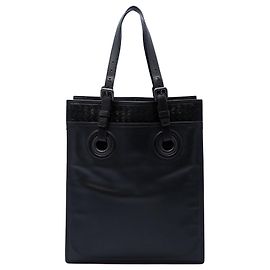 mala Tote Oculus em couro com acabamento Intrecciato Bottega Veneta preta
