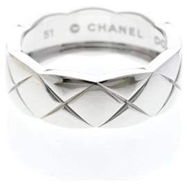 Anel Chanel Coco Crush Modelo Medium em Ouro Branco 18K