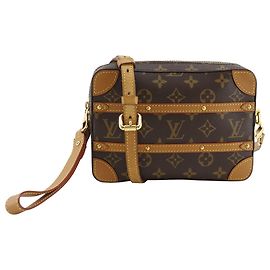 Pochette Louis Vuitton Brown Monogram Legacy Soft Trunk