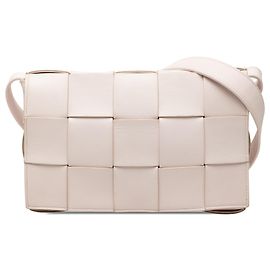 Bottega Veneta Borsa a tracolla Cassette in nappa intrecciato rosa