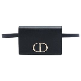 Pouch 2 in 1 Dior 30 Montaigne in vitello grana naturale nero