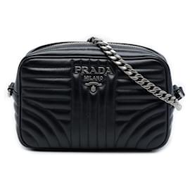 Bolso Camera Diagramme Prada en piel de becerro suave negro