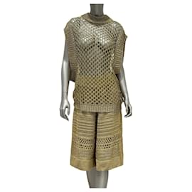Set Top in maglia traforata dorata e Bermuda Balmain FR 36 Usato