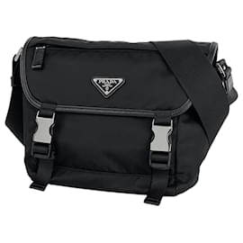 Borsa a tracolla Prada in nylon e pelle