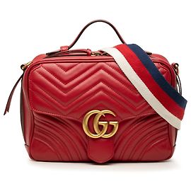 Borsa Gucci GG Marmont in pelle matelassé rossa, piccola con manico superiore
