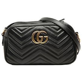 Gucci Small GG Marmont Matelassé Crossbody aus schwarzem Kalbsleder