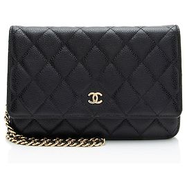 Portafoglio Chanel Classic Wallet on Chain in pelle caviar