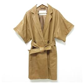 Chaqueta de manga corta de piel de cordero Max Mara