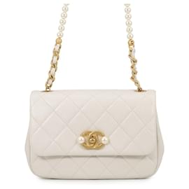 Borsa a tracolla Chanel Matelassé con catena