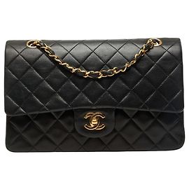 Borsa a tracolla Chanel Matelassé Black Double Flap