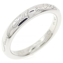 Van Cleef & Arpels Infini Signature Ring