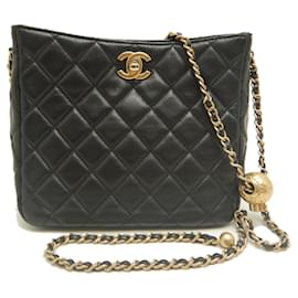 Borsa a spalla Chanel Matelassé Small Hobo con catena