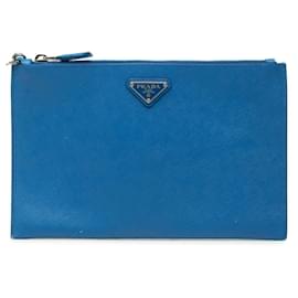 Borsa a pochette Prada in pelle Saffiano blu