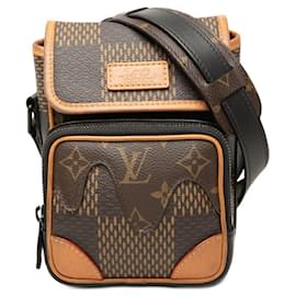 Borsa a tracolla Louis Vuitton x NIGO Damier Giant Amazon Messenger