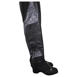 Gucci Over-the-Knee Stiefel aus schwarzem Leder mit Horsebit