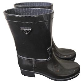 Botas de lluvia Prada de goma negra