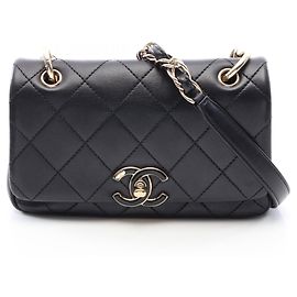 Borsa Chanel Matelassé in pelle di agnello nera