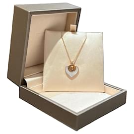 Bulgari Collana con pendente Bvlgari B.zero1 Heart