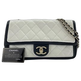 Borsa a tracolla Chanel Matelassé Black