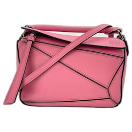 Borsa a tracolla Loewe Mini Puzzle Bag in rosa