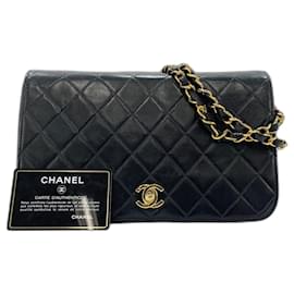 Borsa a tracolla Chanel Matelassé 23