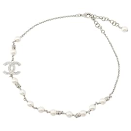 Collana Chanel in strass argento
