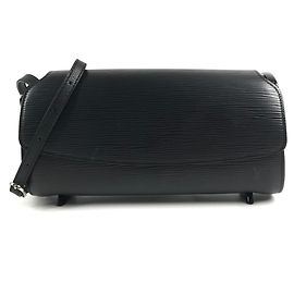 Borsa a tracolla con patta Louis Vuitton Epi Nocturne PM