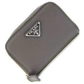Monedero Prada de piel gris
