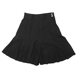 Pantaloncini in lana Chanel P04646