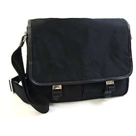Borsa a tracolla Prada in nylon nero VA0768