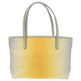 Saco Tote Fendi com Padrão Zucchino