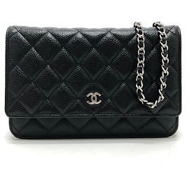 Borsa a tracolla Chanel Matelassé Classic