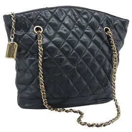 CHANEL Matelasse Chain Schultertasche aus Lammleder Schwarz Gold CC Auth bs36768